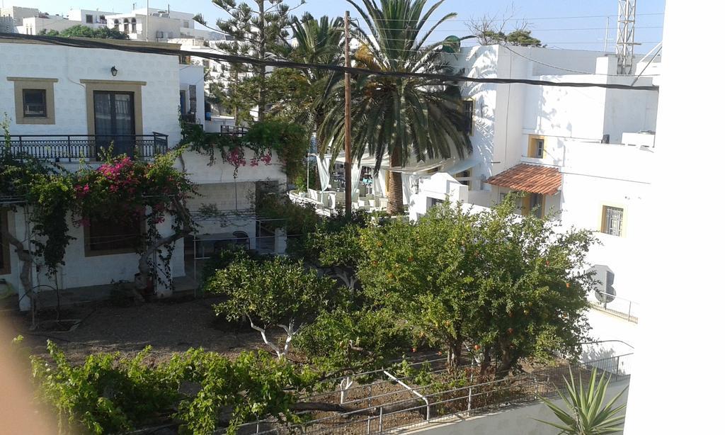 סקאלה Plaza Hotel מראה חיצוני תמונה