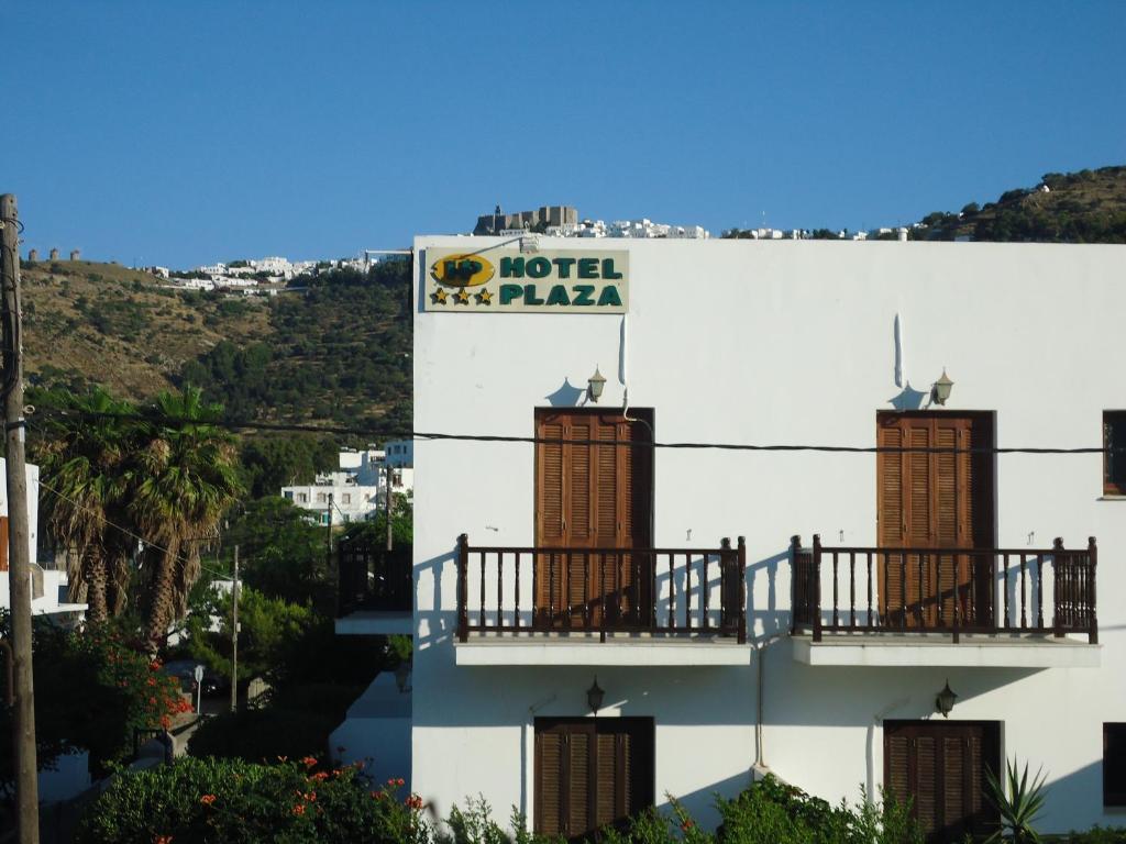 סקאלה Plaza Hotel מראה חיצוני תמונה